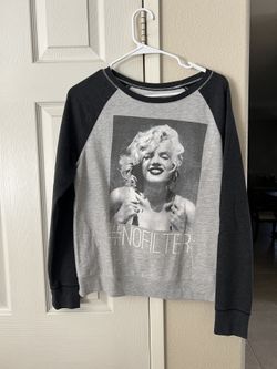 Marilyn Monroe thin sweatshirt