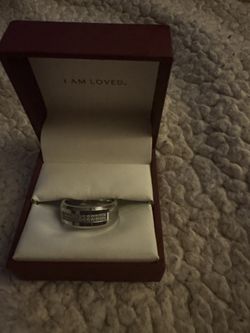Helzberg Men’s Wedding Band