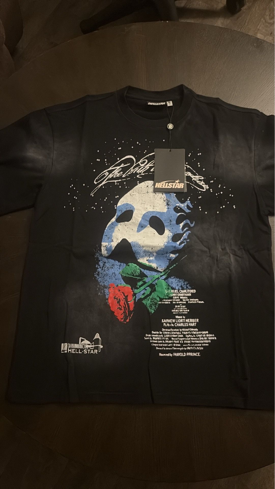 Large hellstar tee shirt