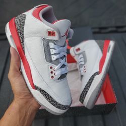 Jordan 3 Retro Fire Red Sz 7y 
