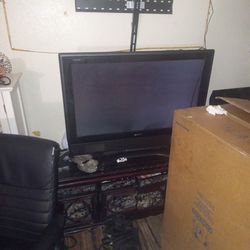TV For Sale !