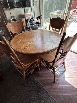 Country style four piece dinning set