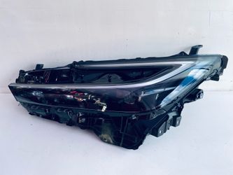 2023-2026 TOYOTA PRIUS LEFT DRIVER SIDE HEADLIGHT LED OEM W/ AUTOMATIC