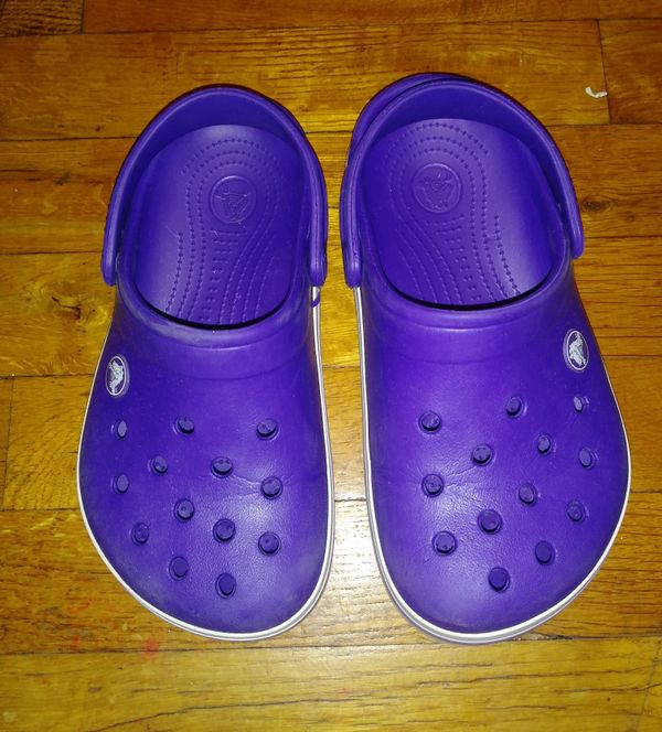 purple fluffy crocs