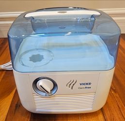 Vicks GermFree Cool Moisture Humidifier – 1 Gallon – Excellent Condition