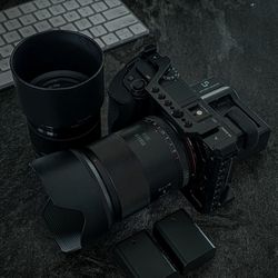 OBO!!Sony a6300 Bundle W/ 2 Lens