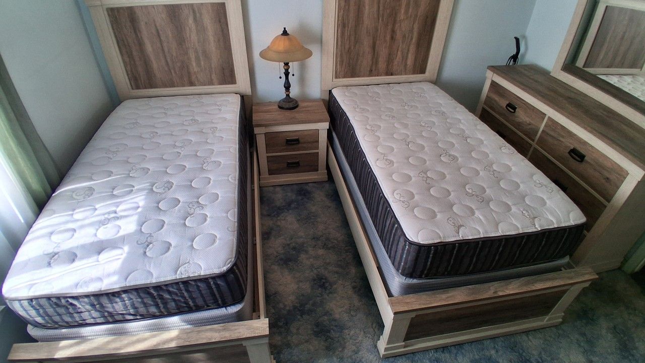 Bedroom Set