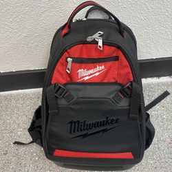 Milwaukee Back Pack