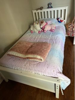 Twin Bed with Waterproof Toddler Twin Mattress