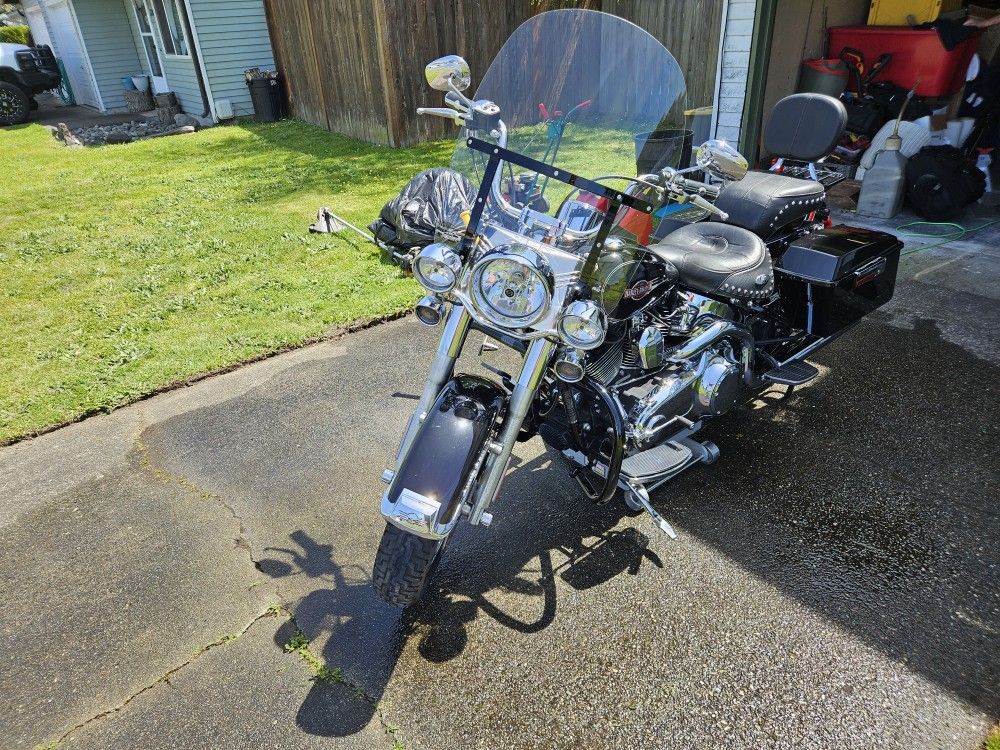 2008 Harley Davidson FLTSC Heritage Soft Tail Classic