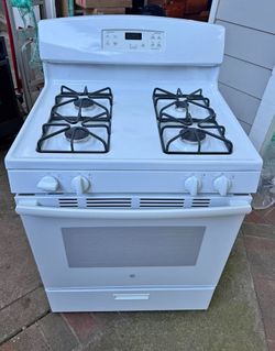 White 4burner Gas Stove