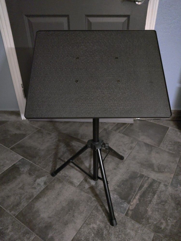 Dj Stand Mixer Table for Sale in Whittier, CA OfferUp