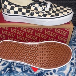 Vans Checkers Classics