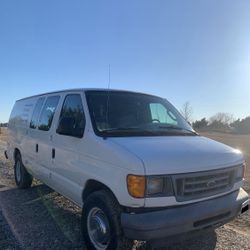 2006 Ford E-250