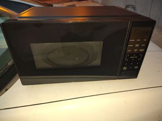 Microwave - good shape 1000watts