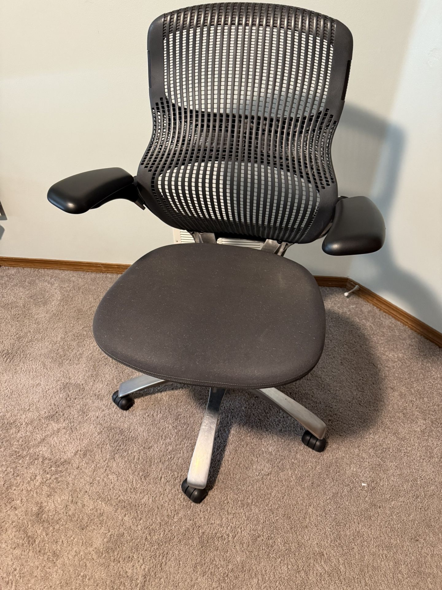Knoll Generation Office Chair