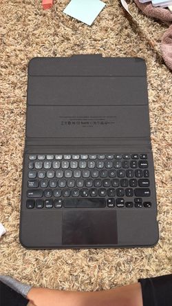 iPad case w/keyboard