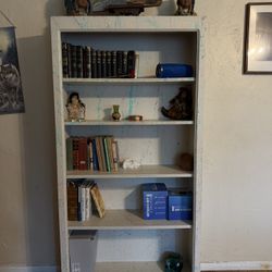 2 Shelfs 