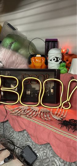 BOO! LED Neon Sign Halloween Decoration