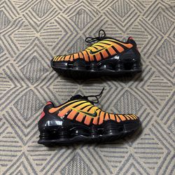 Nike shox sz10