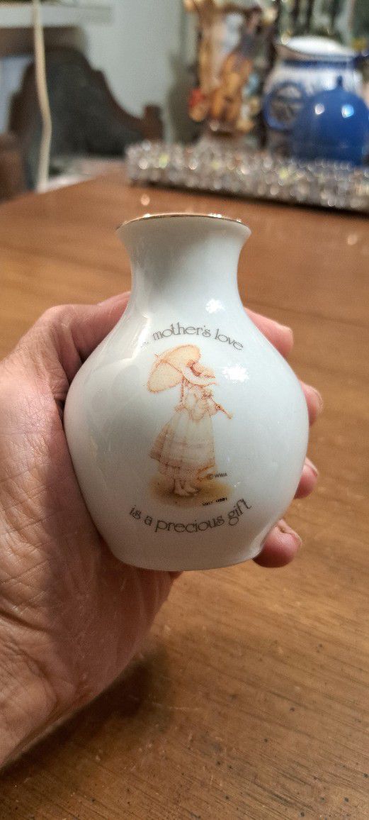 Mini 3.75"Tall Precious Moments Mini Bud Vase For Mother's Day,  Hollies Hobbie Genuine Porcelain 