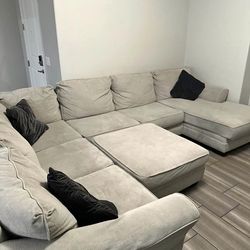 Sectional couch