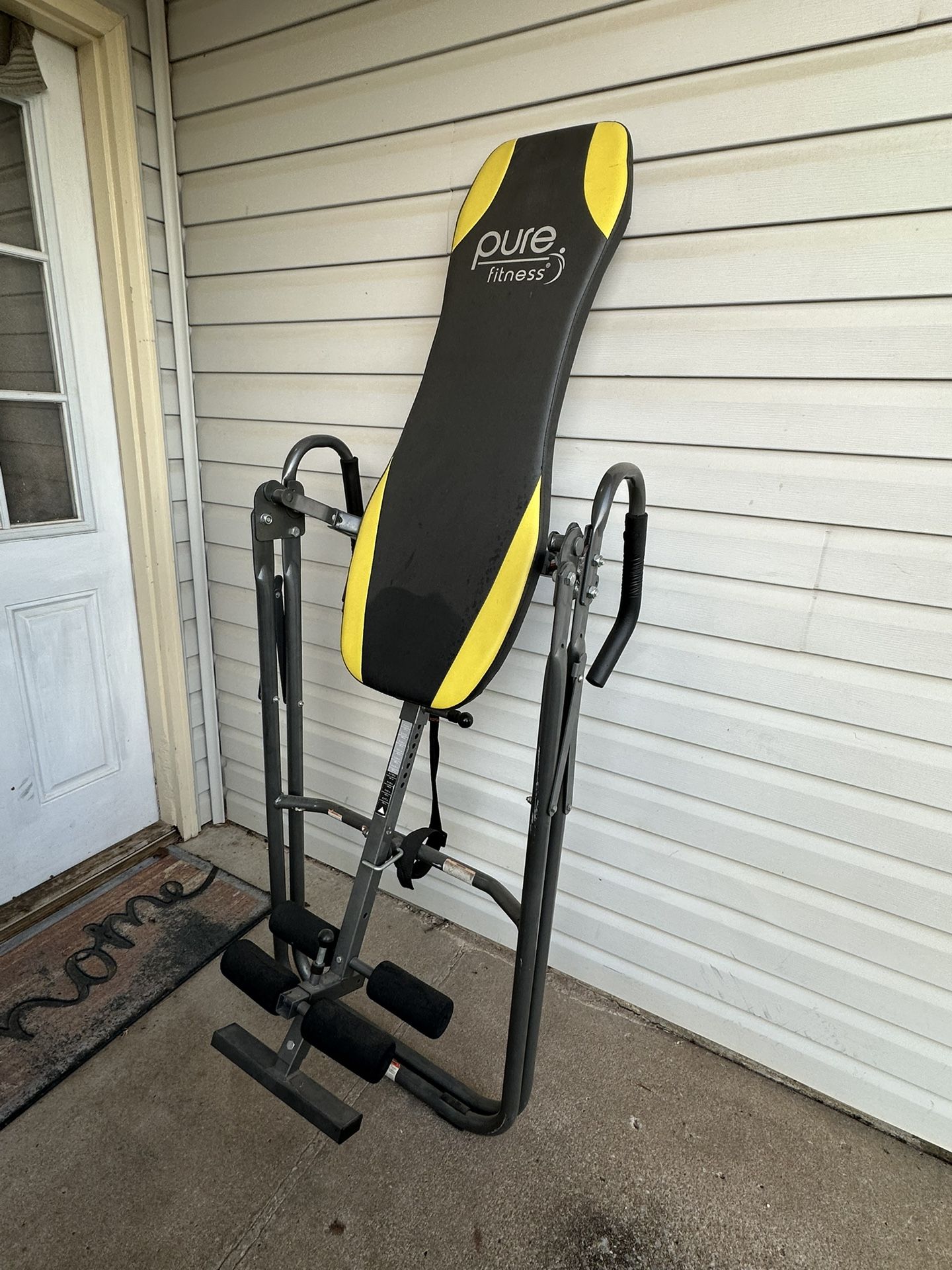 Inversion table