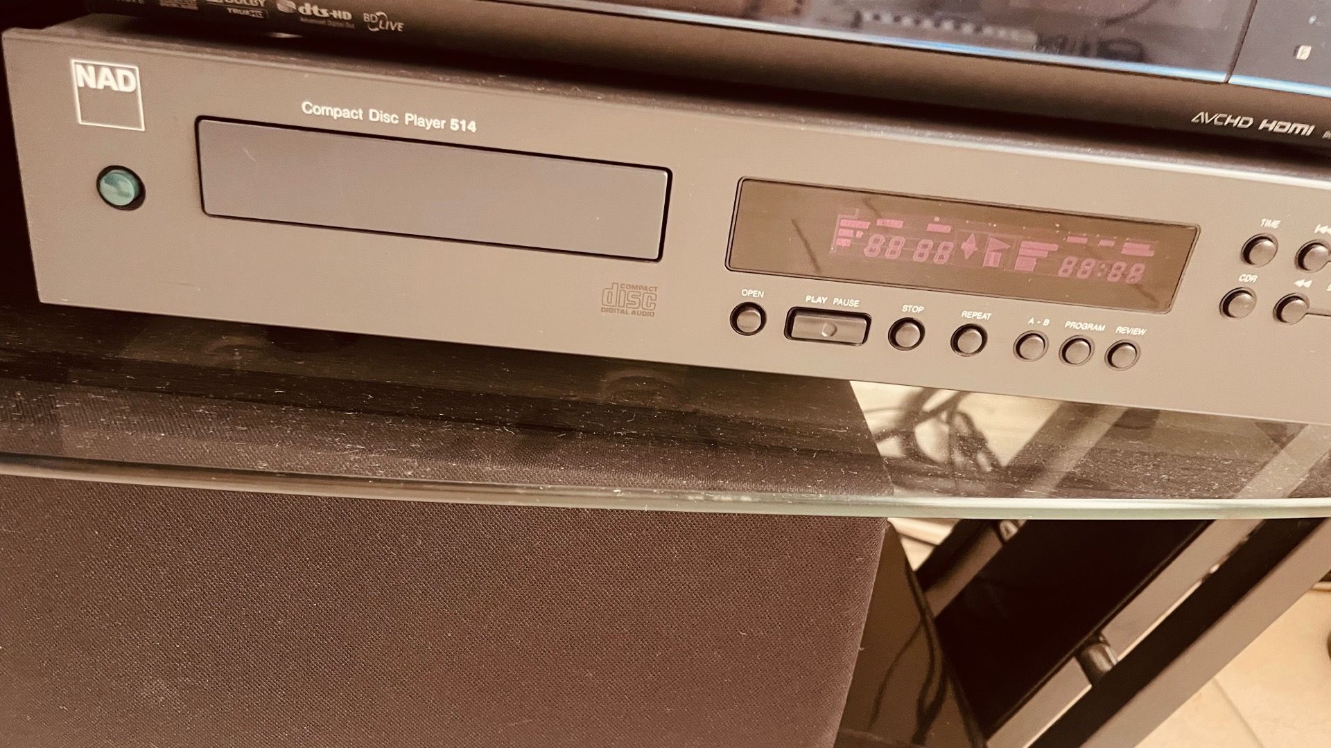 NAD 514 compact disc player with remote & manual
