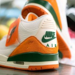 Jordan 3 Miami