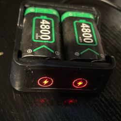 Xbox Battery Packs And Battery Charger