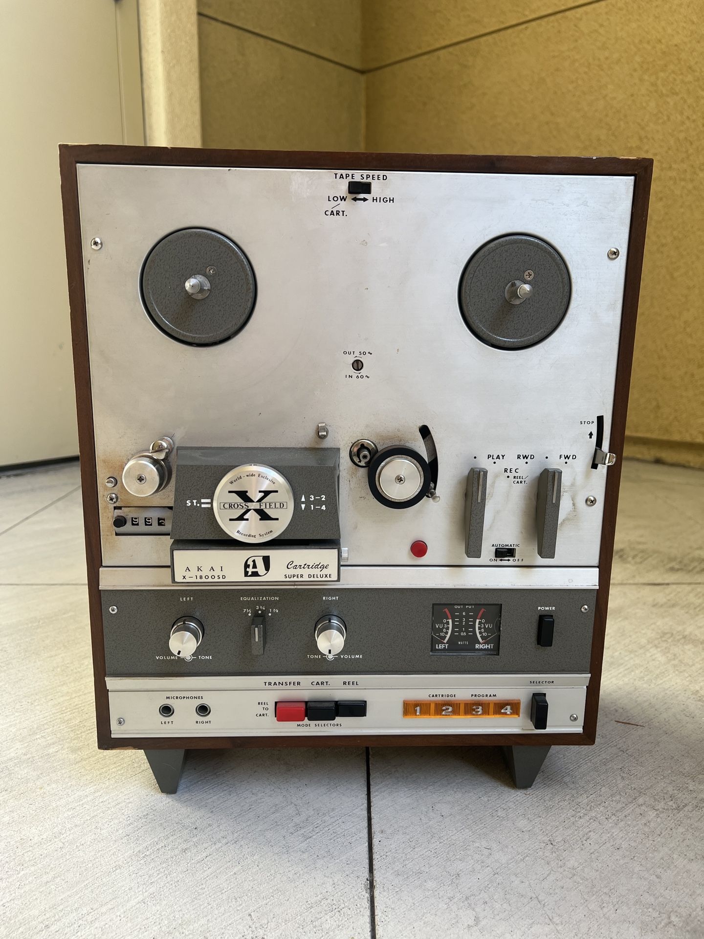 Akai X-1800SD Reel To Reel And 8 Track Player/recorder