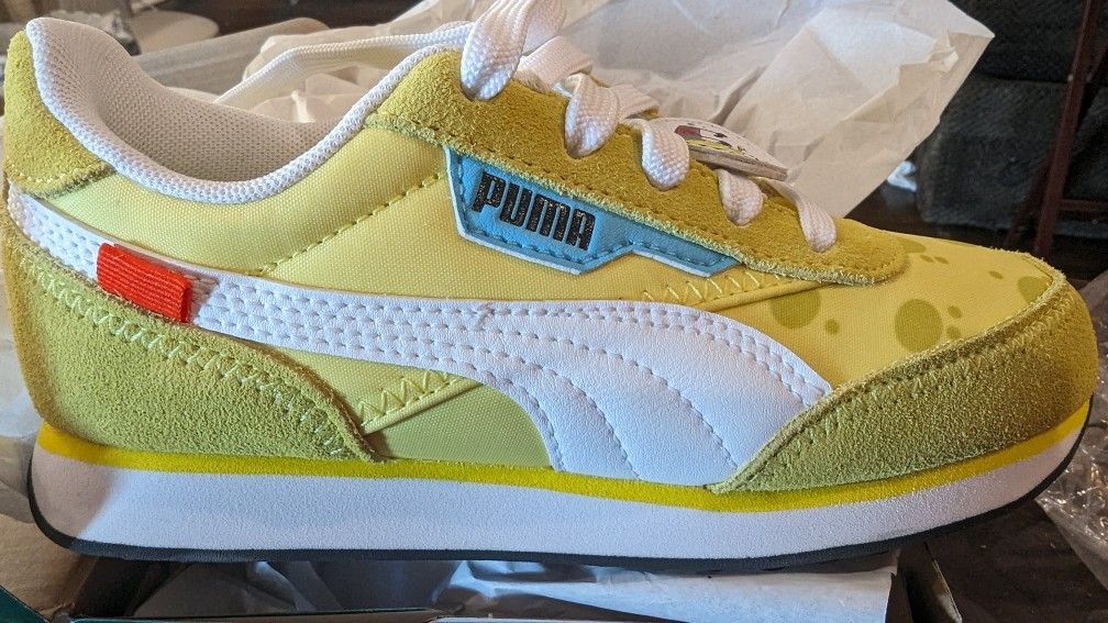 Kids sponge bob pumas