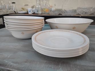 $75 VINTAGE CORELLE BY CORNING PLATE AND BOWL BUNDLE
