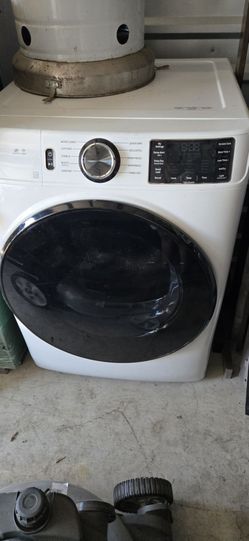 GE 7.8 cu.ft. Smart Front Load white Electric Dryer