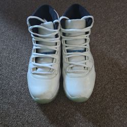 Jordan 11s Size 10