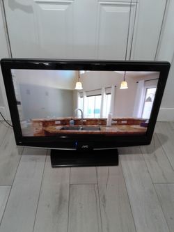 JVC TV 32” No Remote Control