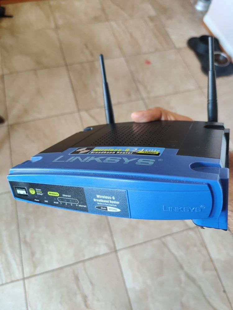 Linksys wrt54gl router