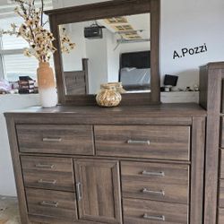 AP🎉Poster Bedroom Set - Dark Brown, 4-Piece (Bed, Dresser, Mirror, Nightstand) Financing & Delivery Available 