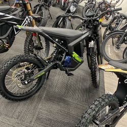 Rawr Mantis Electric Dirt Bike 