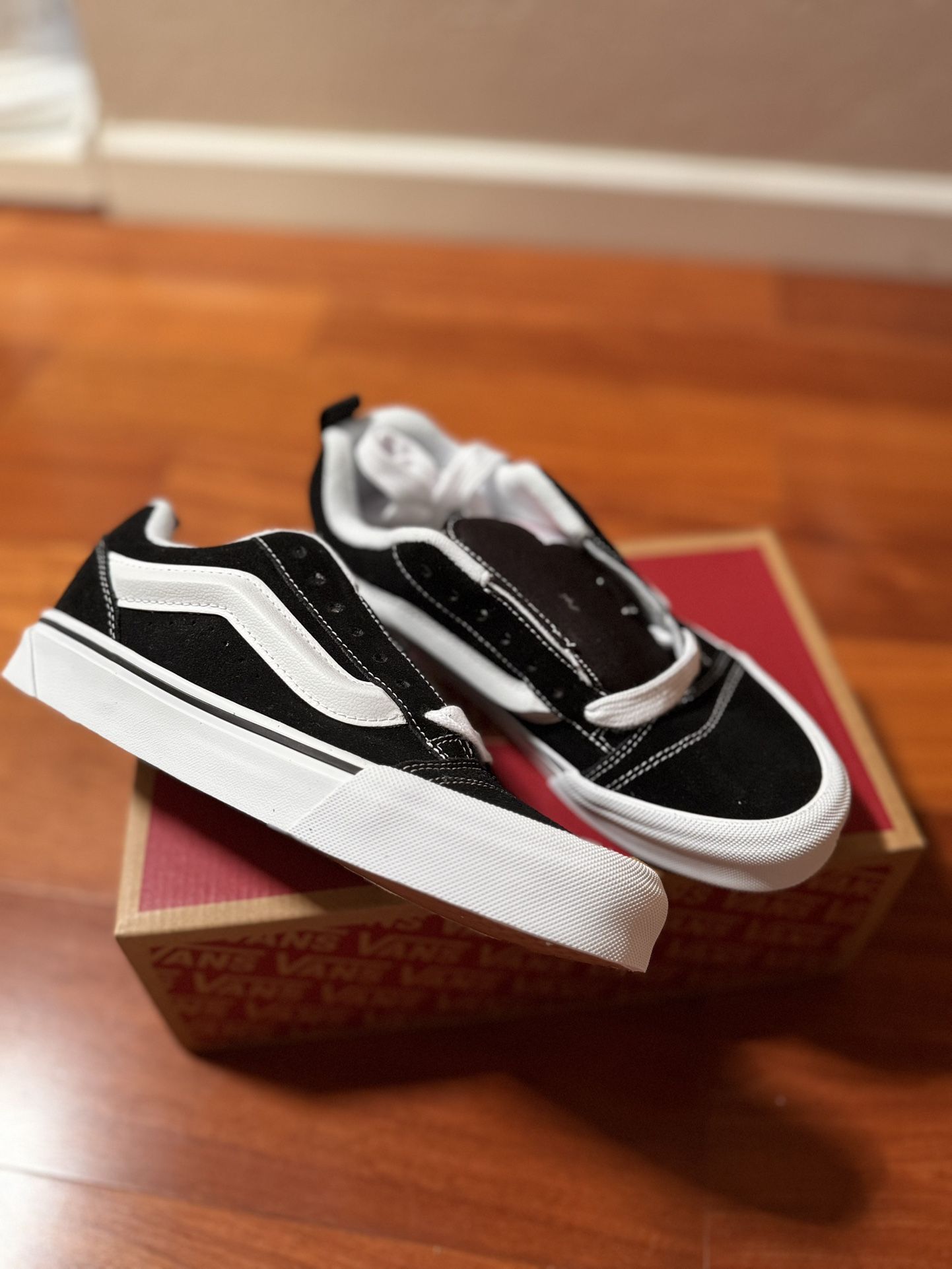 Vans Knu School Men’s Size 6.5 Black