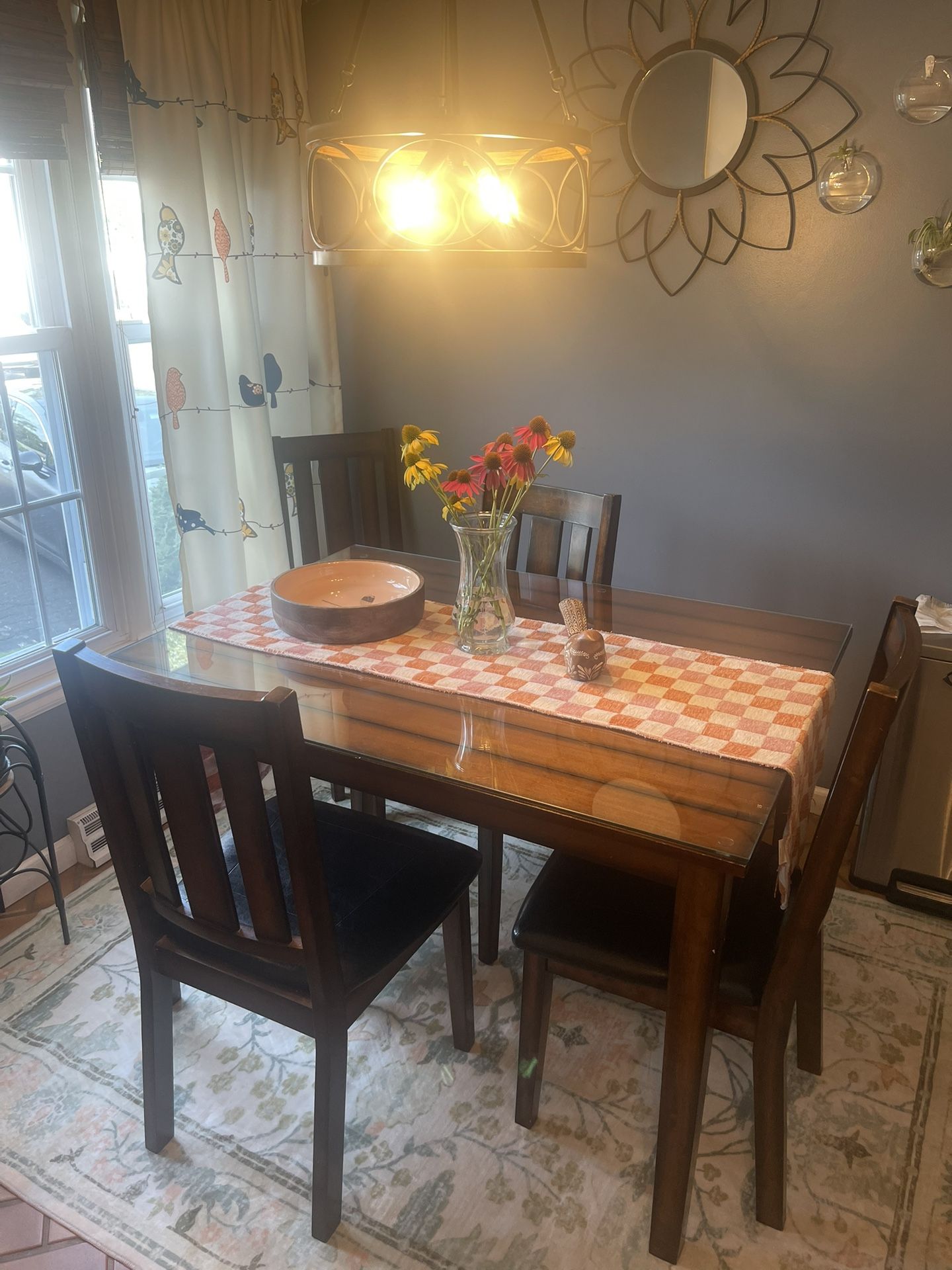 Kitchen Table N Chairs