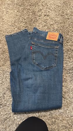 Women’s Levi’s size 28