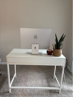 White Desk