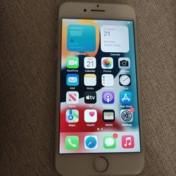 iPhone7 128g unlocked for any carrier see pics 70each 4 for 240