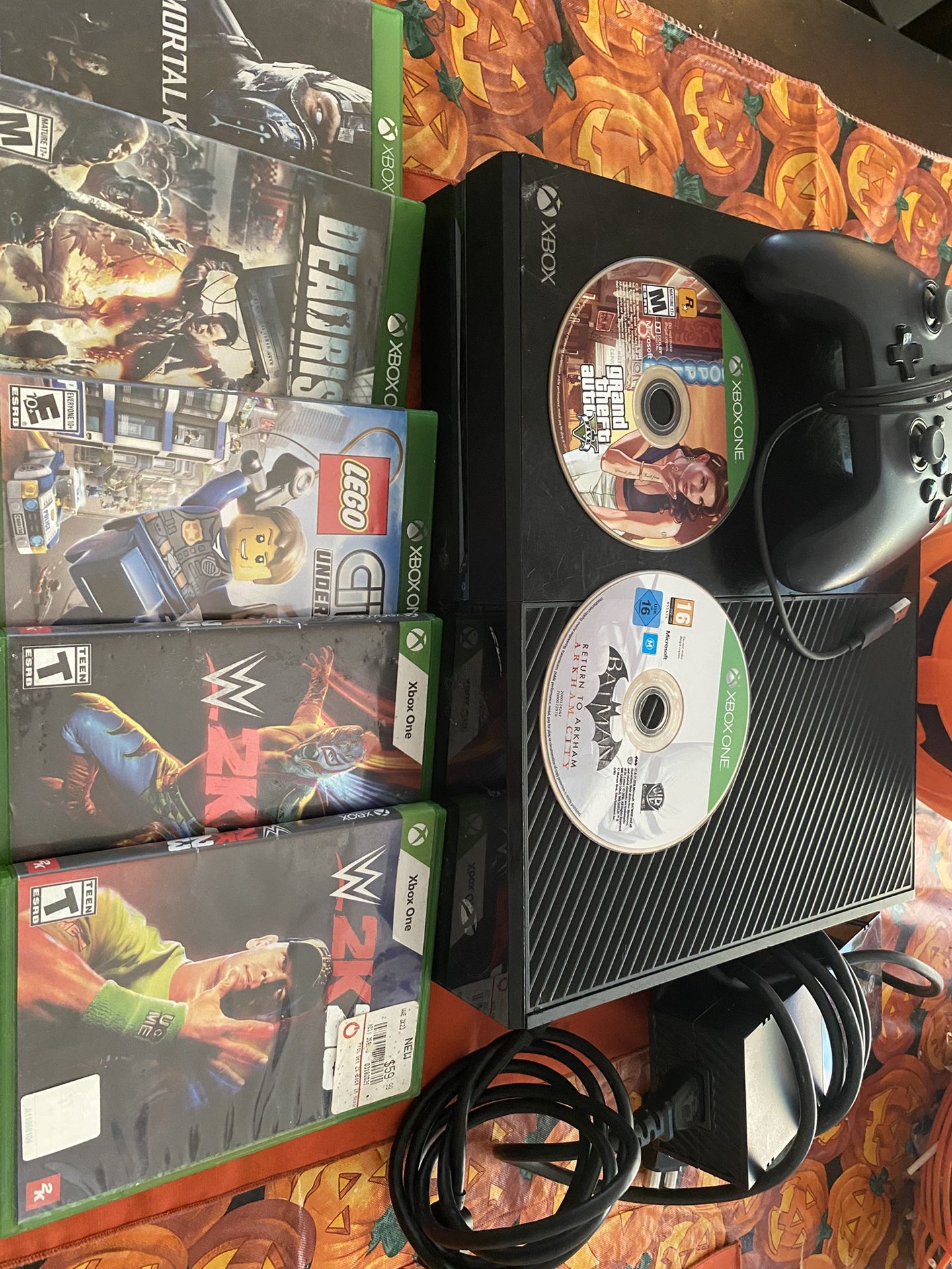 Xbox One Console (500GB) + Games