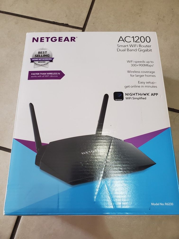 NETGEAR WiFi Router (R6230) - AC1200 Dual Band Wireless Speed (up to 1200 Mbps) 4 x 1G Ethernet and 1 x 2.0 USB