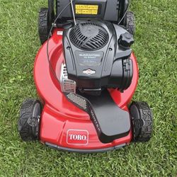 Toro Self-propelled Mower VORTEX Technology 22"