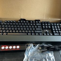 Redragon Wired Mechanical Gaming Keyboard - RGB LED Backlit - Reframing K556 - 