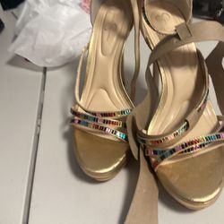 Jessica Simpson Js Embla Gold Shimmer Sand 9 1/2