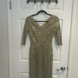 Gold Lace Dress – 3/4 Sleeve – Knee Length-Size 0